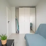 Spacious 4-room In Wroclaw, Near Airport, Free Parking Διαμέρισμα *