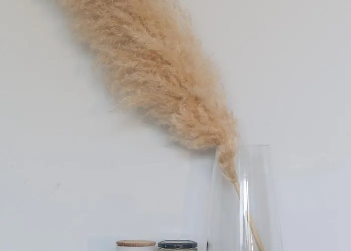 Spacious 4-room Apartment, Wroclaw, Near Airport, Free Parking Apartmán